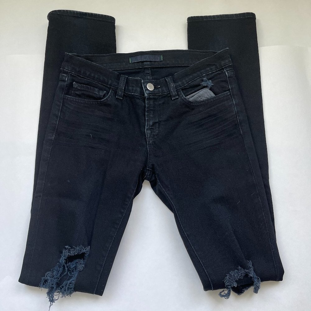 J Brand 912 LowRise Pencil Leg Jeans In Torn Jett Size 26